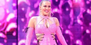 CJ Perry comparte su reacción al recibir un contrato de leyenda con WWE: “Me quedé en shock. No me lo podía creer”