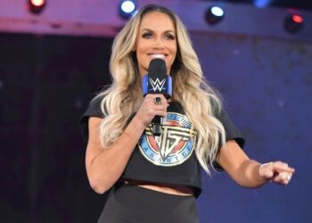 Trish Stratus quiere volver a WWE con un rol de figura de autoridad