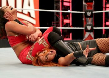 Shayna Baszler: "Becky Lynch es persona una irresponsable"