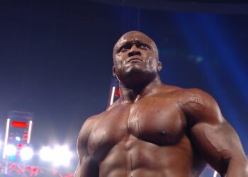 Bobby Lashley ocupa el puesto de Dominik Mysterio en el Team RAW en Survivor Series 2021