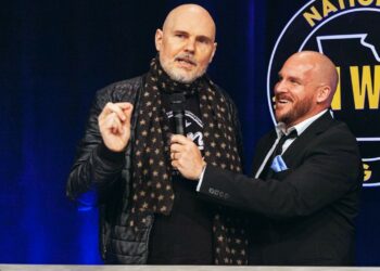 Billy Corgan: "WWE no ha hecho más que tratarme bien"