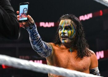 Ric Flair cree que Jeff Hardy podría firmar con AEW