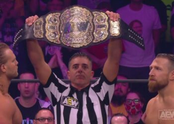 'Hangman' Adam Page y Bryan Danielson empatan por limite de tiempo en AEW Dynamite Winter is Coming 2021