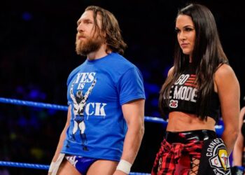 Bryan Danielson habla del regreso de Brie Bella a los cuadriláteros