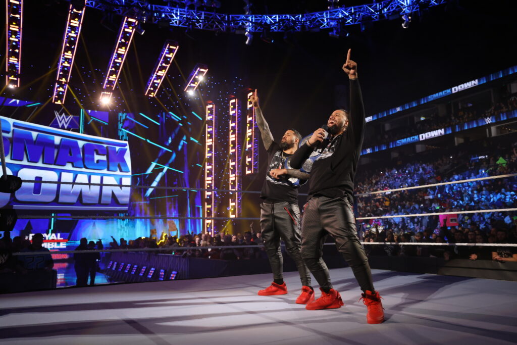 Productores de combates y segmentos del show de WWE SmackDown del 21 de enero