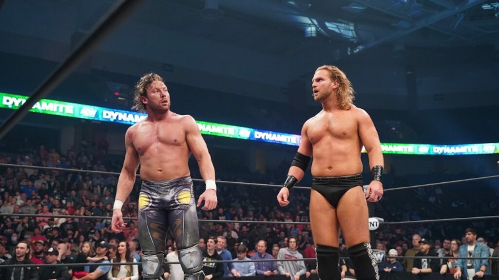 Triple H habría ofrecido una gran cantidad de dinero a The Elite para que firmen con WWE