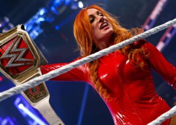 Sale a la luz el nuevo atuendo que Becky Lynch estrenará próximamente