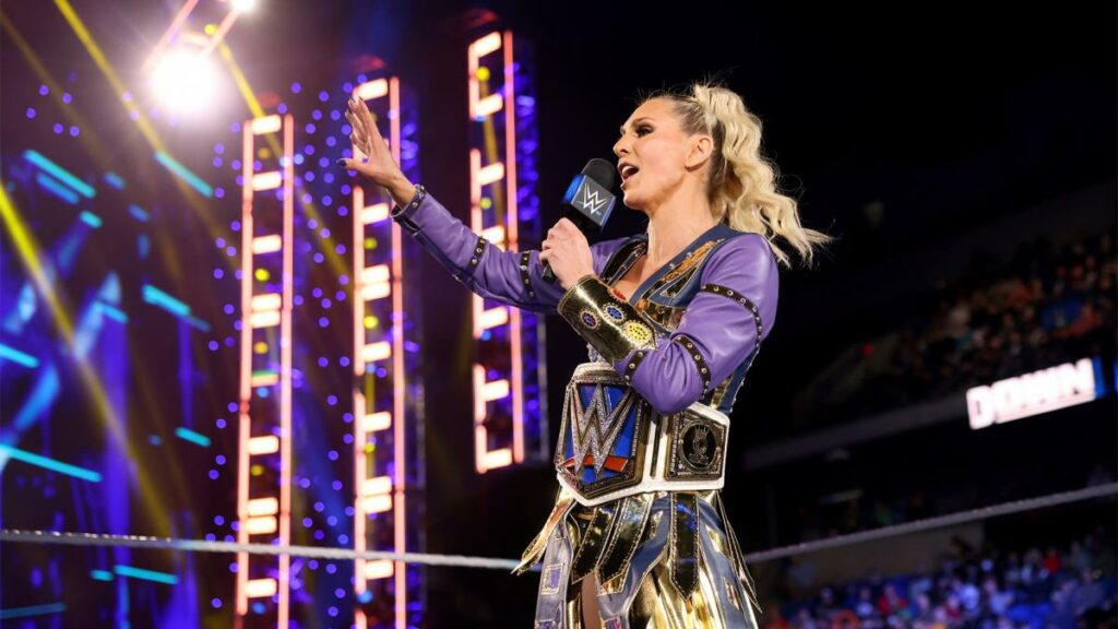 Charlotte Flair indica que tiene "asuntos pendientes" con una excampeona de WWE