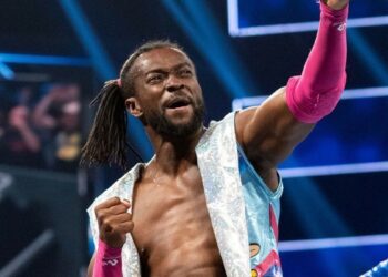 Kofi Kingston es el primer participante anunciado para WWE Royal Rumble 2023