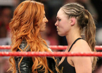 Ronda Rousey confirma que se negó a rendirse ante la llave de sumisión de Becky Lynch