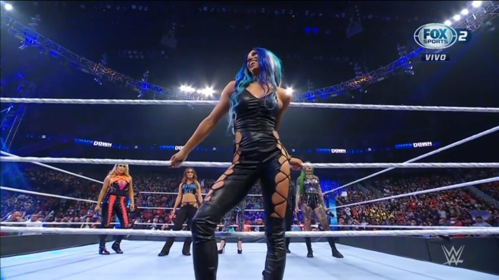 Sasha Banks regresa en SmackDown y anuncia su participación en Royal Rumble 2022
