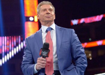 Vince McMahon es duramente criticado por WWE RAW