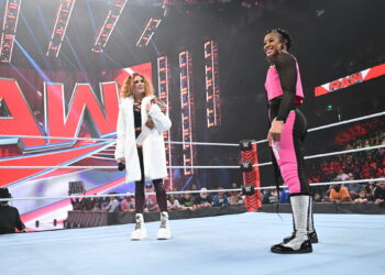 Productores de combates y segmentos del show de WWE RAW 21 de febrero de 2022