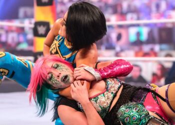 Bayley y Asuka podrían regresar a WWE antes de WrestleMania 38