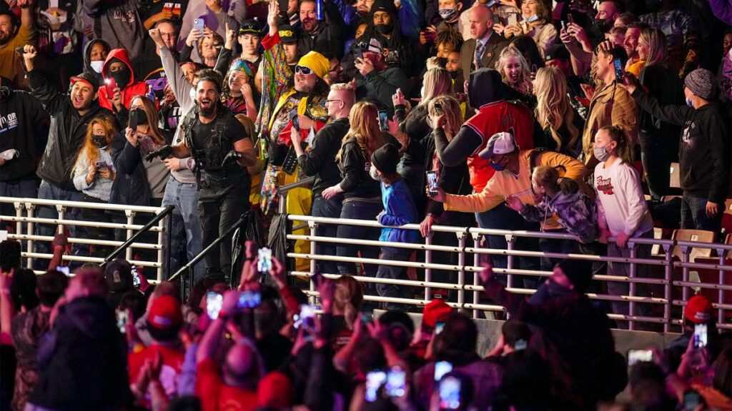 Seth Rollins explica por qué se presentó con el atuendo de The Shield en Royal Rumble 2022