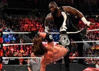 AJ Styles sobre Omos: "Podría ser una de las mejores superestrellas de todos los tiempos"