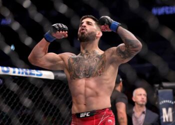 Ilia Topuria se coloca en el TOP 5 de la división de peso pluma de UFC