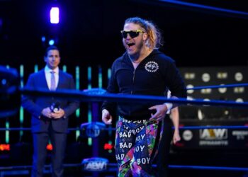 Joey Janela revela cuando termina su contrato con AEW