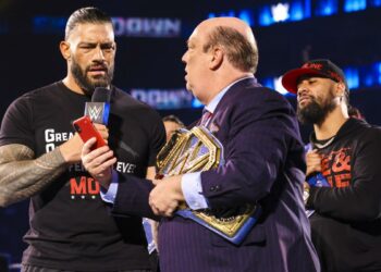 Paul Heyman se burla de la participación de Jon Moxley en WrestleMania 38