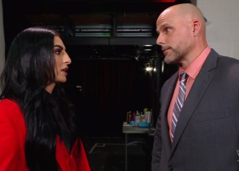 Sonya Deville explica porque hace buena pareja con Adam Pearce como oficiales de WWE