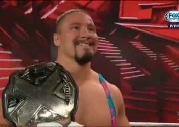 Bron Breakker debuta en WWE RAW