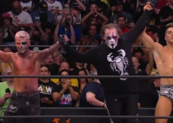 Sting, Darby Allin y Sammy Guevara vencen en AEW Revolution