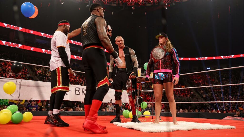 Randy Orton y Riddle defenderán los Campeonatos por Parejas de RAW contra The Street Profits en WrestleMania 38