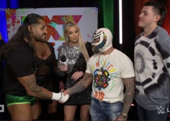Rey Mysterio y Dominik aparecen en WWE NXT 2.0