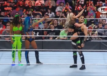 Sasha Banks, Naomi, Rhea Ripley y Liv Morgan salen vencedoras en una lucha de 8 mujeres en WWE RAW
