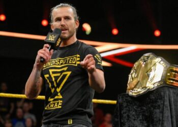 Adam Cole resalta la importancia de Triple H y Shawn Michaels en su carrera