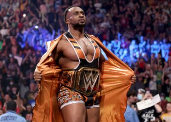 Big E revela que quería quitarse la vida cuando era joven