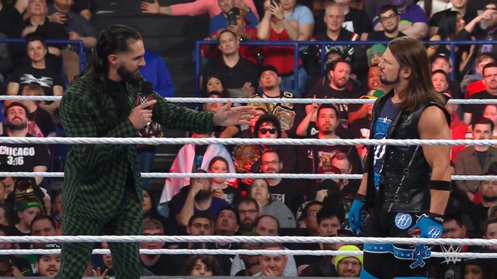 Seth Rollins reacciona a los cánticos sobre Cody Rhodes en WWE RAW