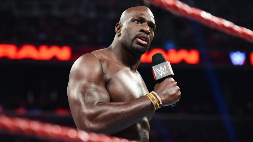 Titus O'Neil: "Aún no estoy retirado"