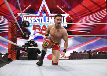 WWE confirma el cambio de nombre de Austin Theory