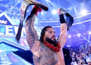 Roman Reigns insinúa una posible futura salida de WWE en un Live Show