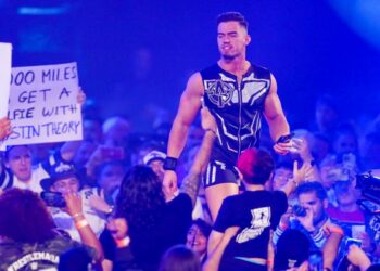 Austin Theory desvela sus futuros planes en WWE RAW