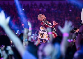 El tema de entrada de Cody Rhodes supera el millón de reproducciones en Spotify