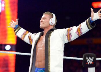 Tyson Kidd revela que su trabajo como productor en WWE le ayudó a sobrellevar el retiro