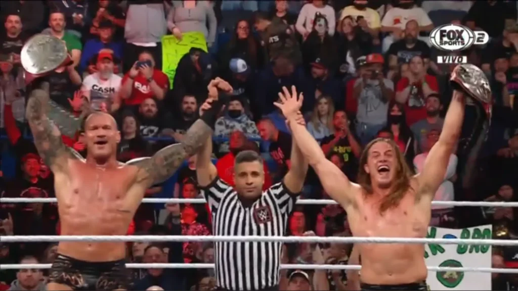 Randy Orton y Riddle retienen los Campeonatos por Parejas de RAW ante The Street Profits