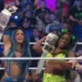 Sasha Banks y Naomi retienen los Campeonatos Femeninos por Parejas de WWE tras vencer a Natalya y Shayna Baszler Sasha Banks y Naomi retienen los Campeonatos Femeninos por Parejas de WWE tras vencer a Natalya y Shayna Baszler