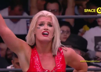 Toni Storm clasifica a las semifinales de la Owen Hart femenina 2022