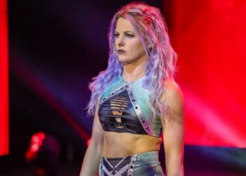 Candice LeRae abandona WWE