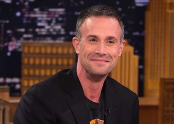 Freddie Prinze Jr. planea comenzar con su compañía de lucha libre en los próximos 18 meses