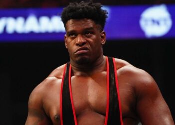 Powerhouse Hobbs tendrá que pasar por quirófano por su lesión de rodilla