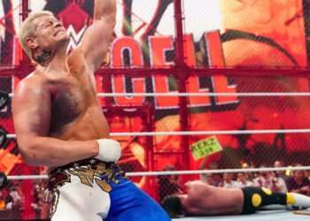 Seth Rollins revela su reacción al ver el pectoral de Cody Rhodes en Hell in a Cell 2022