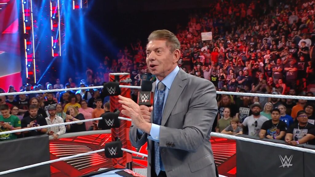 Vince McMahon hace una nueva aparición en WWE RAW