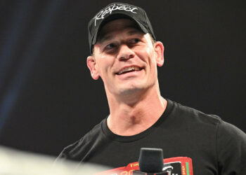 Paul Heyman sobre John Cena «Ese hombre es un superhéroe»