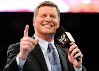Vince McMahon estaría furioso con John Laurinaitis por su colaboración con Janel Grant