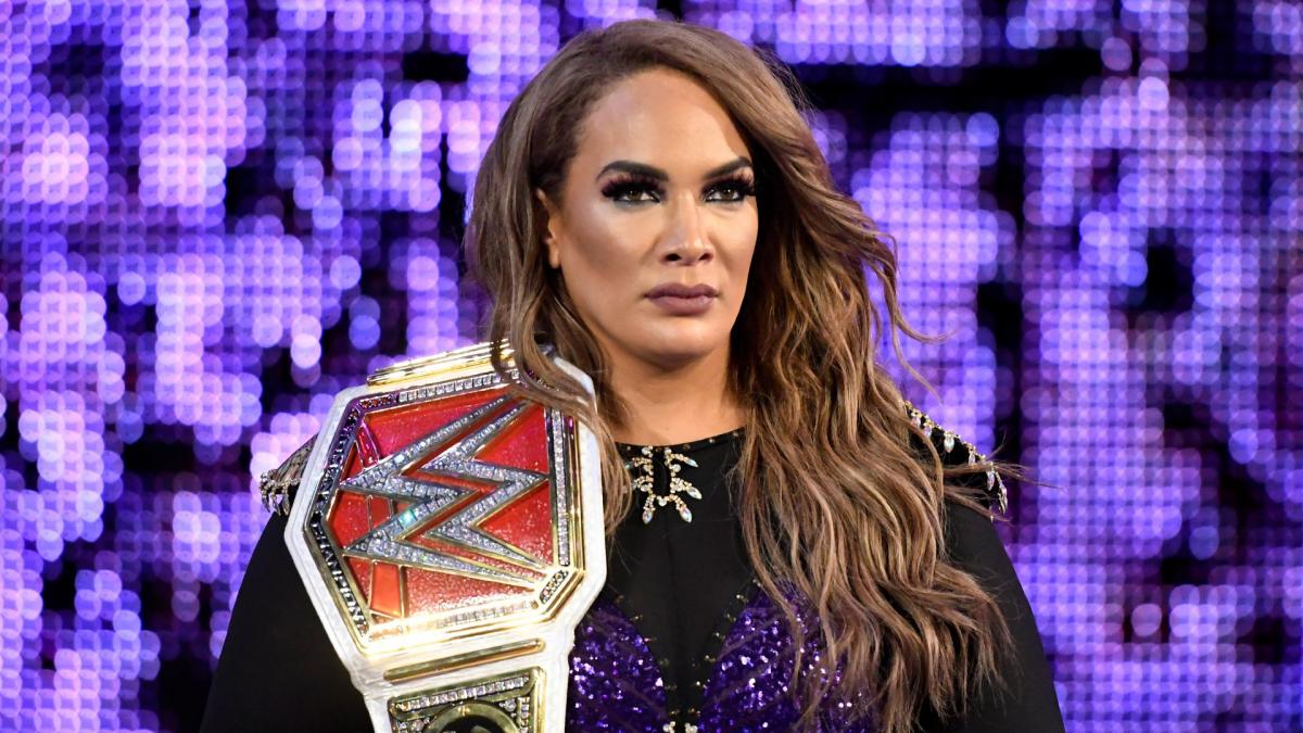 ¿Cuánto mide Nia Jax? Nia-Jax-Campeona