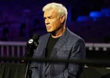 Eric Bischoff asegura que rechazaría una eventual oferta de AEW
